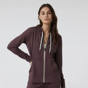 NWT Vuori Halo Performance Hoodie 2.0 Elderbery Heather